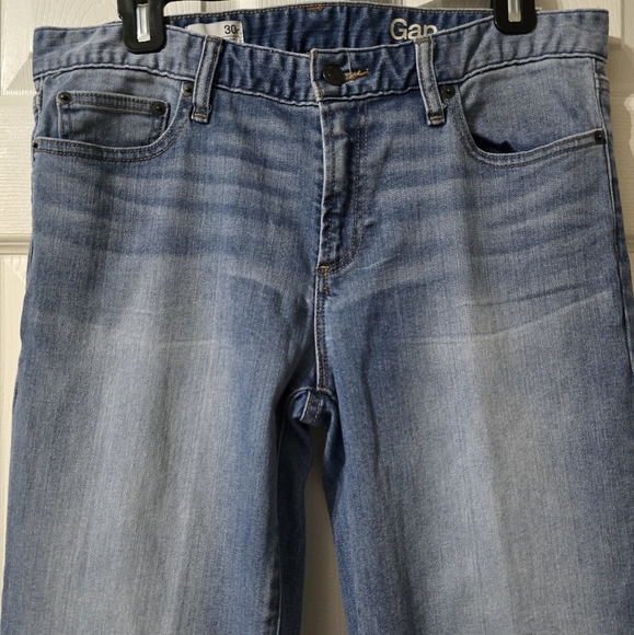 GAP Perfect Bootcut Mid-Rise Jeans, Light Wash, Relaxed Fit, Size 30R, EUC! - Picture 3 of 11